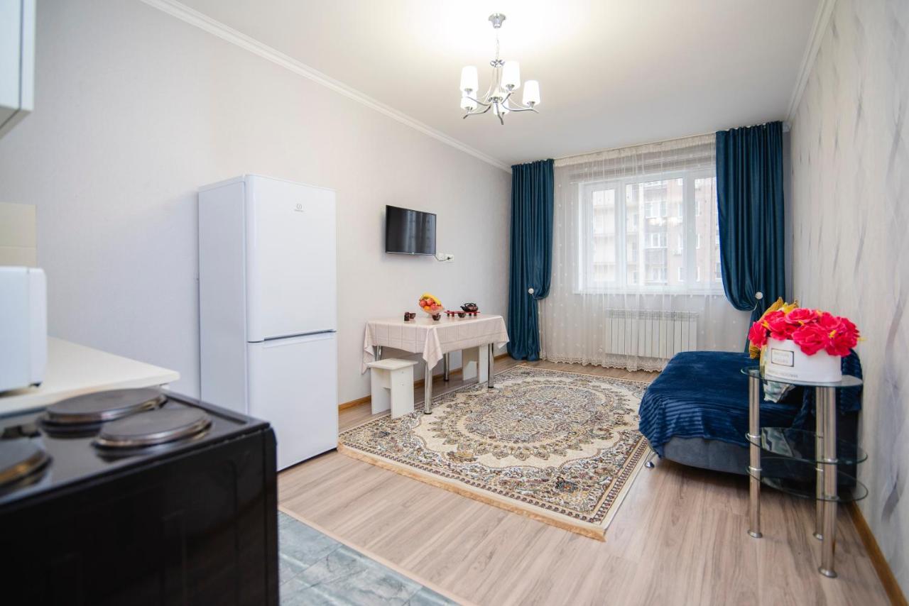Apartment Zodiak Almaty Ngoại thất bức ảnh