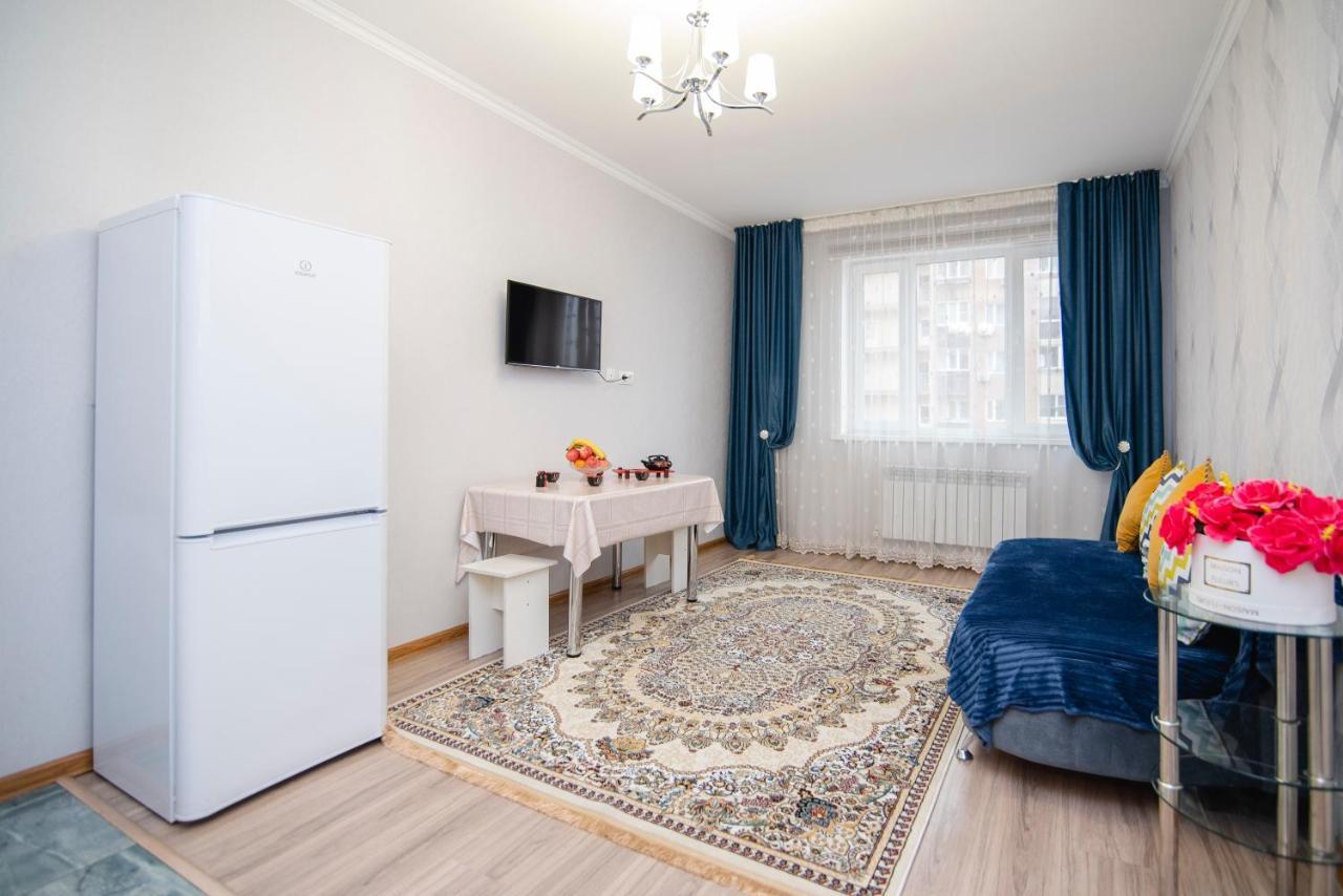 Apartment Zodiak Almaty Ngoại thất bức ảnh