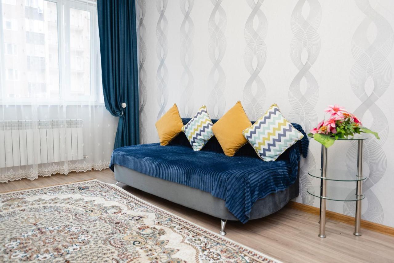 Apartment Zodiak Almaty Ngoại thất bức ảnh